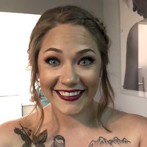 Meet your Posher, Stacy